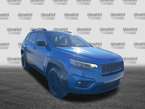 Used 2022 Jeep Cherokee Latitude image 2