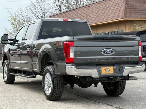 Used 2019 Ford F250 XLT AWD/4WD image 3