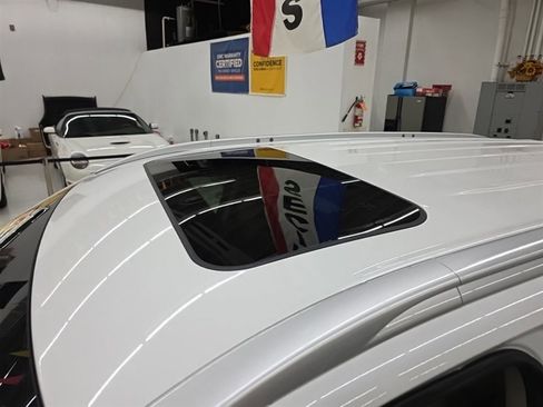 Used 2018 Mitsubishi Outlander SEL image 8