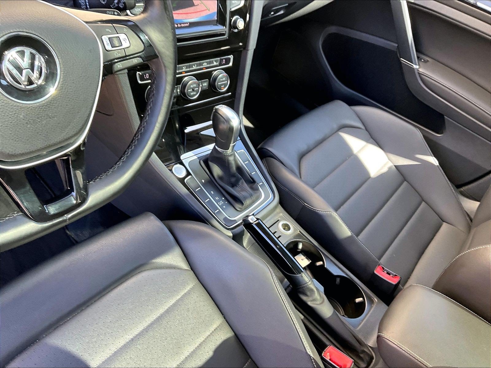 Used 2015 Volkswagen Golf TDI SEL FWD image 17