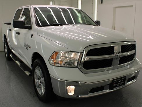Used 2019 RAM 1500 Tradesman w/ Tradesman SXT Package AWD/4WD image 13