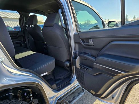 Certified 2025 Toyota 4Runner SR5 image 15