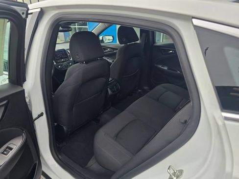 Used 2024 Chevrolet Malibu LT FWD image 28