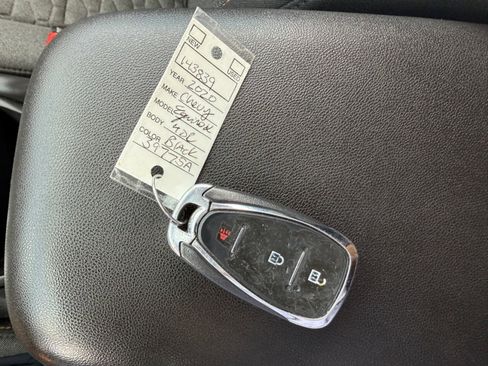 Used 2020 Chevrolet Equinox LT AWD/4WD image 36