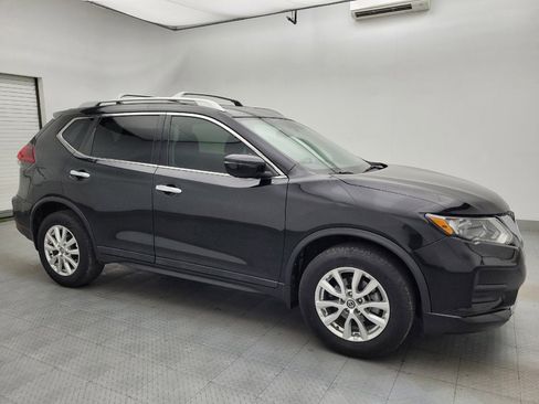 Used 2020 Nissan Rogue S w/ Special Edition Package FWD image 11