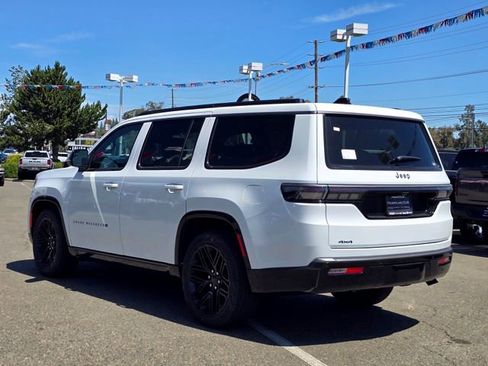New 2026 Jeep Grand Wagoneer Limited AWD/4WD image 6