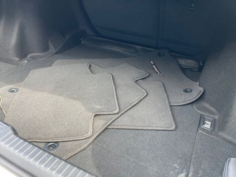 Used 2022 Lexus IS 300 image 23