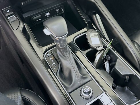 Used 2025 Kia Telluride S FWD image 25