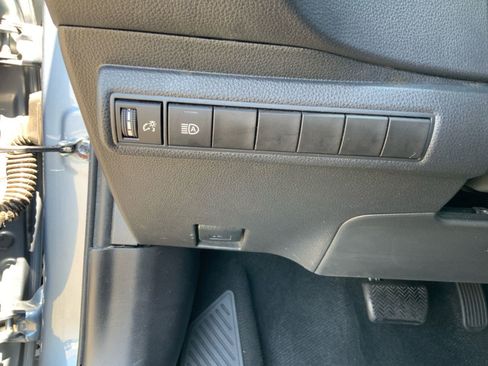 Used 2024 Toyota Corolla LE FWD image 19