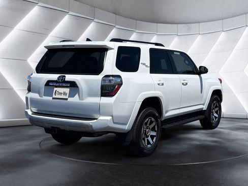 Used 2023 Toyota 4Runner TRD Off-Road Premium AWD/4WD image 5