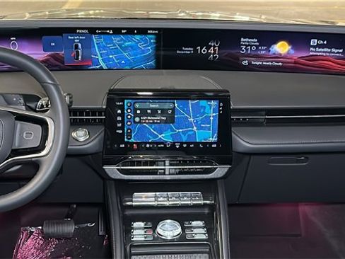 New 2026 Lincoln Nautilus Reserve image 14