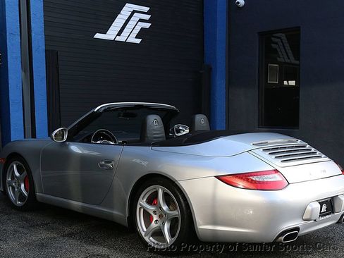 Used 2009 Porsche 911 Carrera RWD image 5