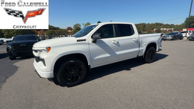 Used 2023 Chevrolet Silverado 1500 RST w/ Convenience Package II AWD/4WD image 7