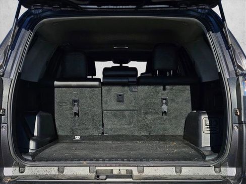 Used 2018 Toyota 4Runner TRD Off-Road Premium image 18