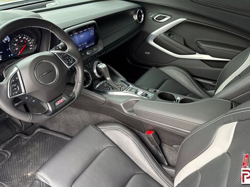 Certified 2023 Chevrolet Camaro SS image 10