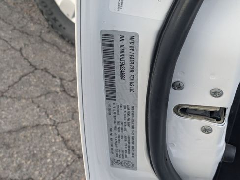 Used 2022 RAM 1500 Classic SLT w/ Protection Group image 26