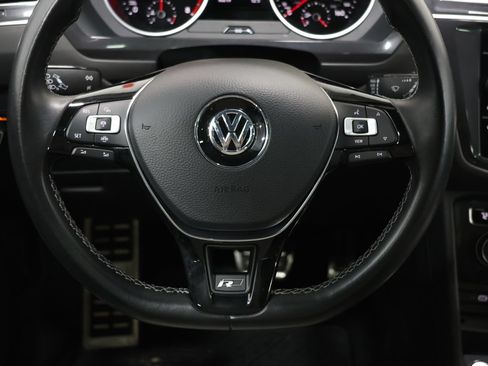 Used 2021 Volkswagen Tiguan SE R-Line FWD image 17