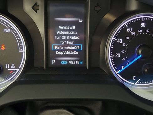 Used 2021 Toyota Venza LE AWD/4WD image 2