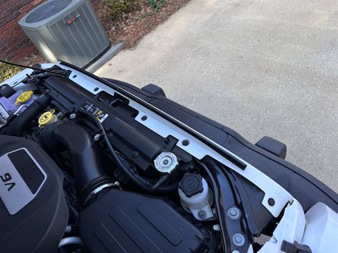 Used 2017 Jeep Wrangler Unlimited Sahara image 54