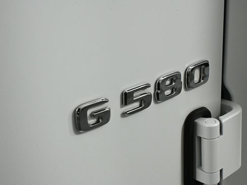 Used 2025 Mercedes-Benz G 580 w/ EQ Technology image 28