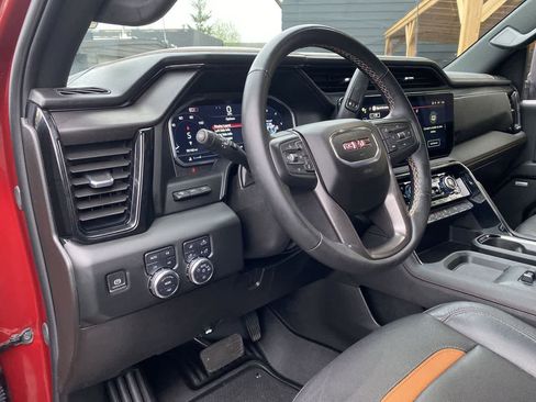 Used 2024 GMC Sierra 2500 AT4 w/ AT4 Premium Plus Package AWD/4WD image 2