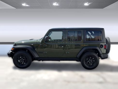 Used 2022 Jeep Wrangler Unlimited Sport AWD/4WD image 2