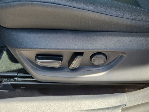 Used 2025 Toyota Camry XSE FWD image 24