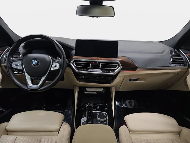 Used 2022 BMW X4 xDrive30i w/ Parking Assistance Package AWD/4WD image 10