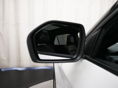 Used 2020 Ford Explorer XLT w/ Equipment Group 202A AWD/4WD image 25