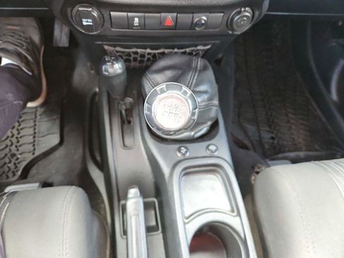 Used 2011 Jeep Wrangler Sport image 19