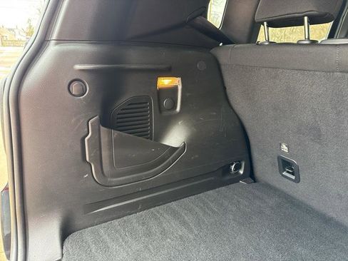 Used 2023 Jeep Renegade Latitude image 18