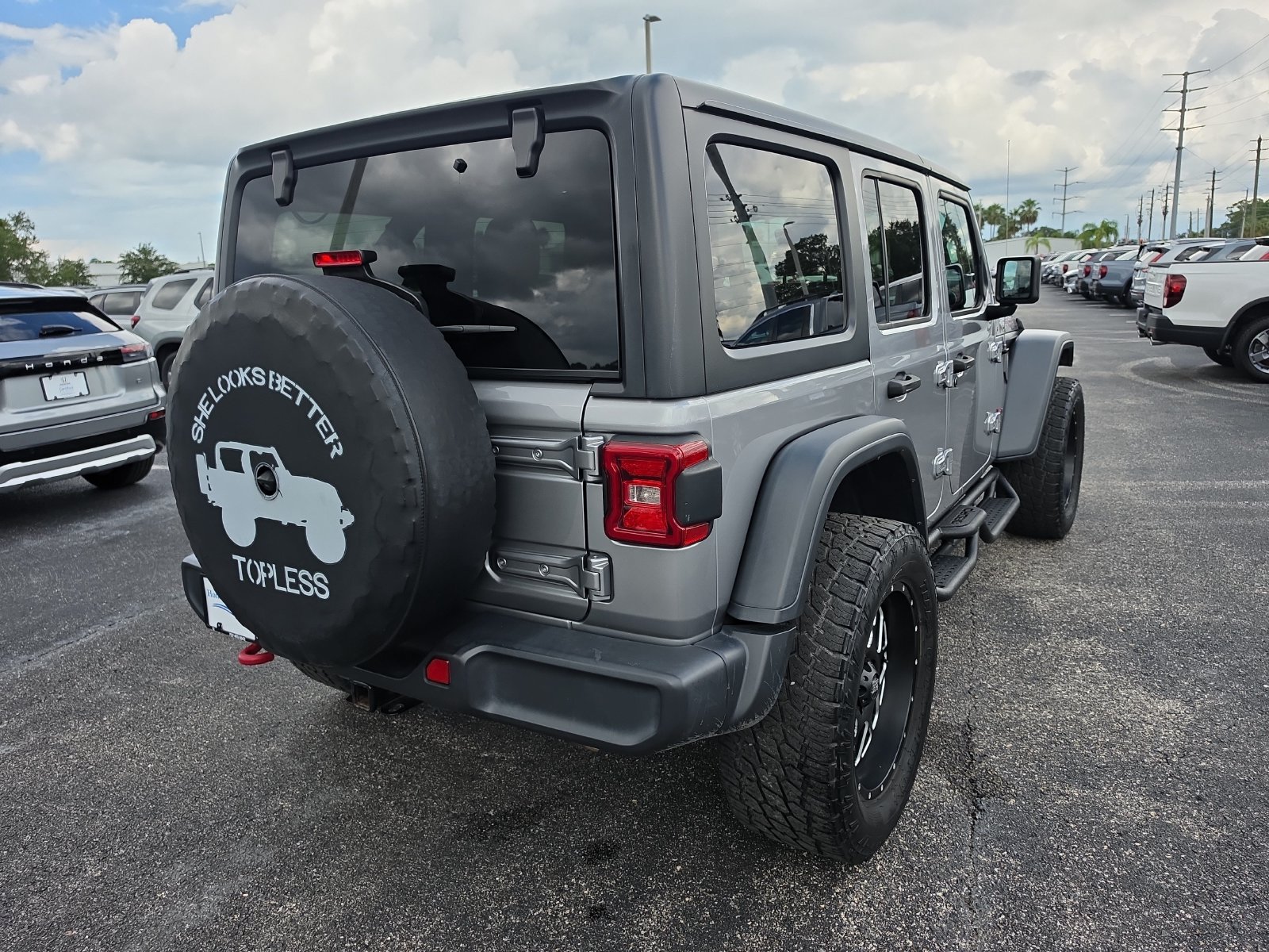 Used 2018 Jeep Wrangler Unlimited Rubicon AWD/4WD image 4