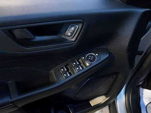 Used 2023 Ford Escape Active image 16