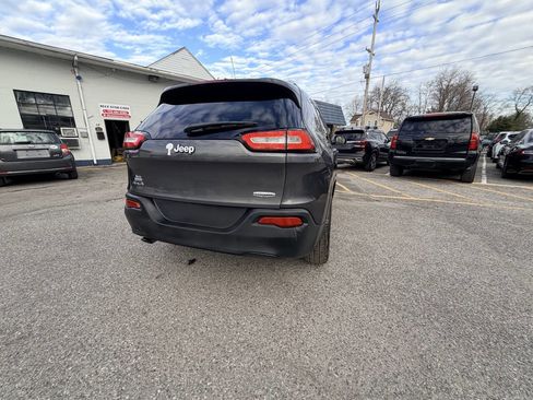 Used 2014 Jeep Cherokee Latitude image 12