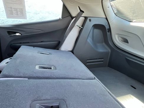 Used 2021 Chevrolet Bolt LT FWD image 25
