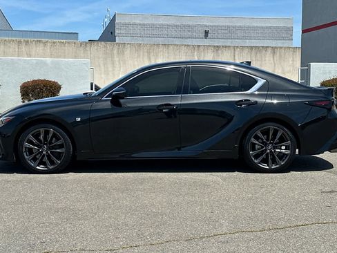 Certified 2021 Lexus IS 350 F Sport AWD/4WD image 9