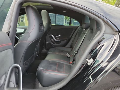 Used 2023 Mercedes-Benz CLA 250 image 23