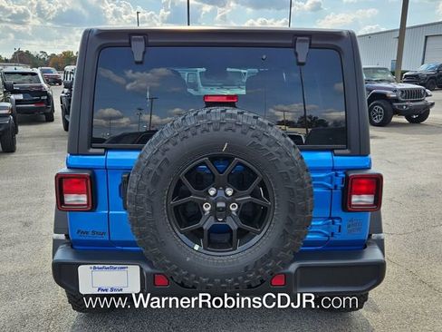 New 2026 Jeep Wrangler Unlimited Sport image 9