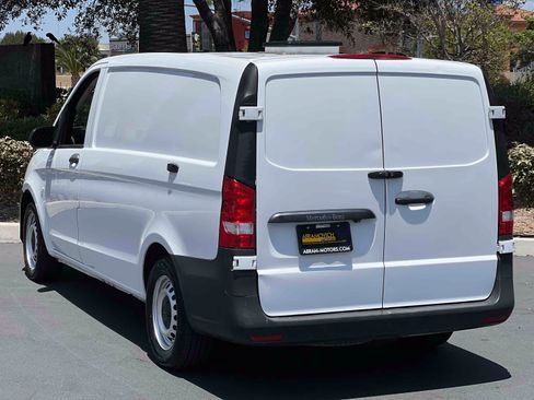 Used 2022 Mercedes-Benz Metris image 23
