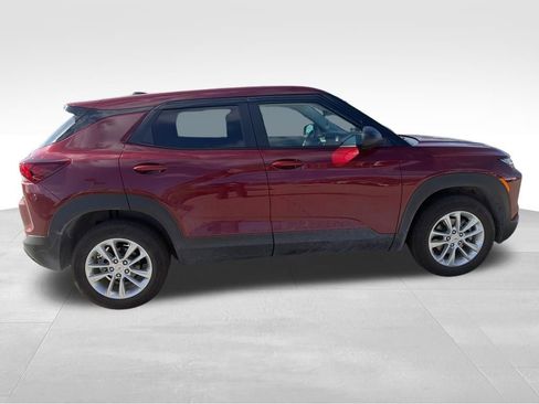 Used 2025 Chevrolet TrailBlazer LS w/ LS Convenience Package AWD/4WD image 30
