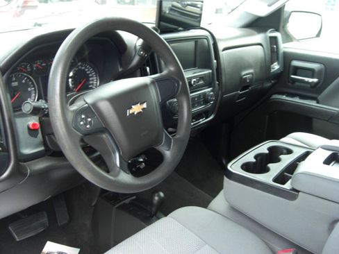 Used 2018 Chevrolet Silverado 1500 LS w/ Trailering Package AWD/4WD image 7