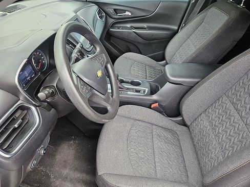 Used 2023 Chevrolet Equinox LT FWD image 9
