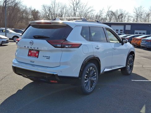 New 2025 Nissan Rogue Platinum image 4