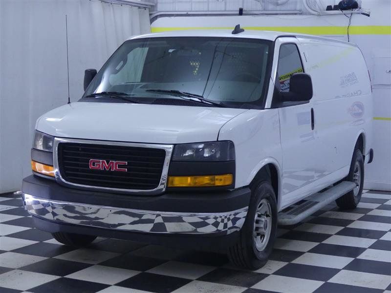 Used 2024 GMC Savana 2500 w/ Driver Convenience Package RWD image 5
