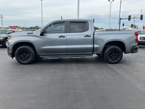 Used 2020 Chevrolet Silverado 1500 W/T w/ WT Value Package AWD/4WD image 3
