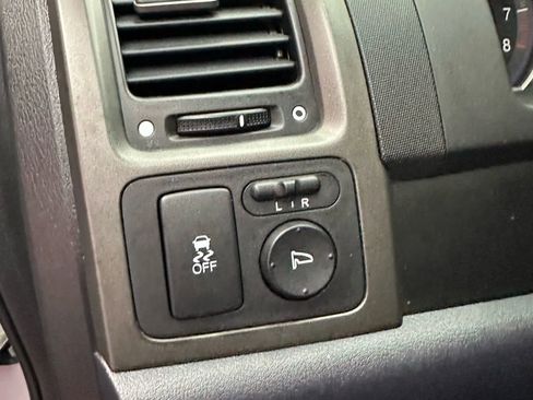 Used 2011 Honda CR-V EX-L image 12