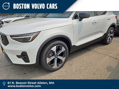 New 2026 Volvo XC40 B5 Plus w/ Protection Package Premier