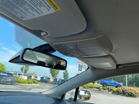 Used 2020 Ford Fusion SE AWD/4WD image 20