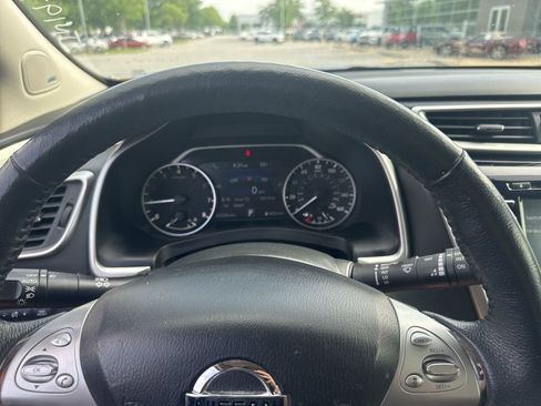 Used 2018 Nissan Murano Platinum AWD/4WD image 15