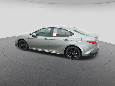 New 2026 Toyota Camry SE image 4